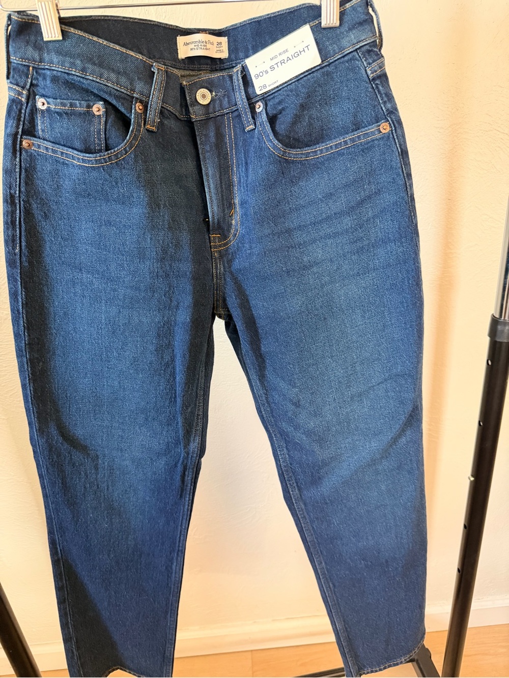 Abercrombie & Fitch Women's 90's Straight Jeans - Dark‎ Blue - NWT Size 28
